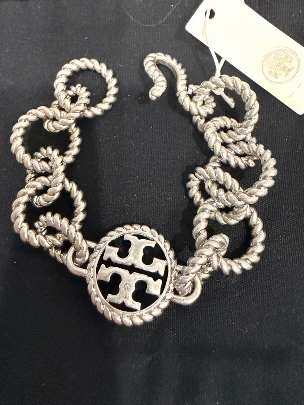 Tory Burch Silver-Tone Twisted Rope Logo Bracelet New Size 6 - Picture 2 of 6